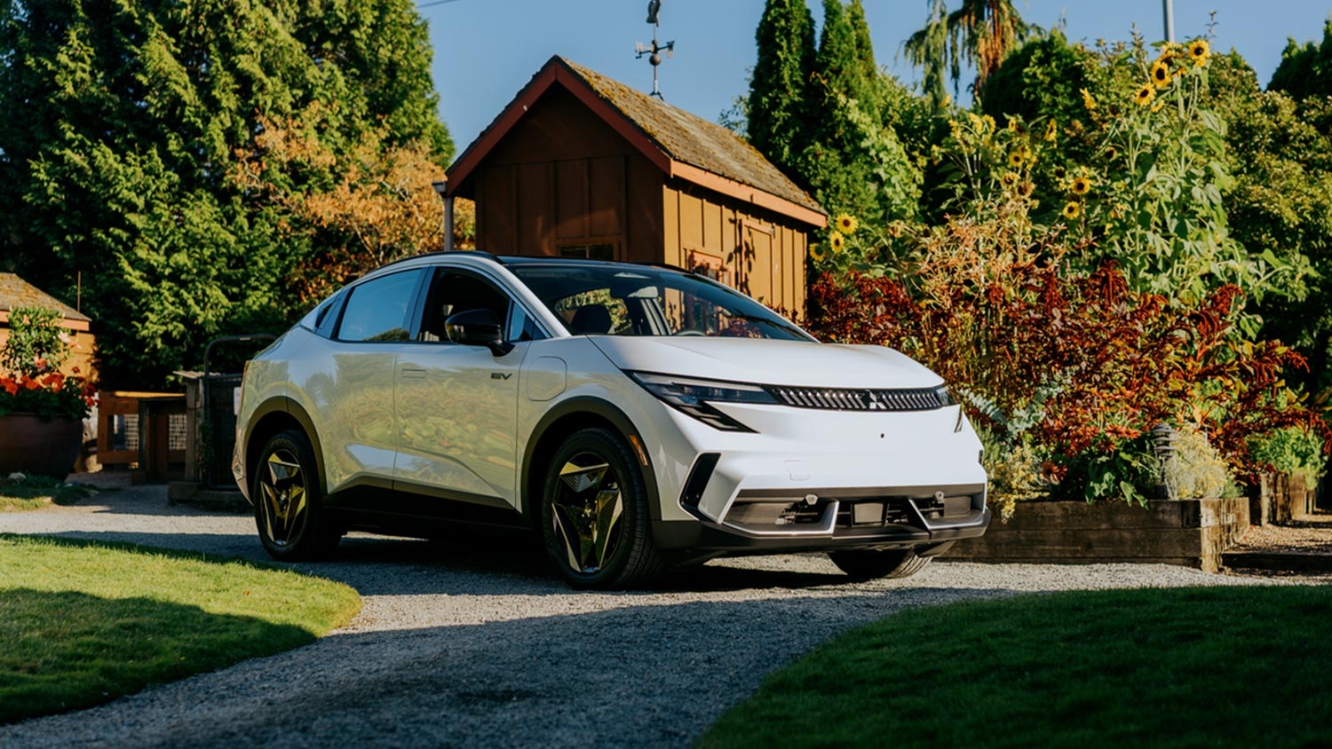 MITSUBISHI-ECLIPSE-SPORTBACK-2027-BLANC-CAMPAGNE